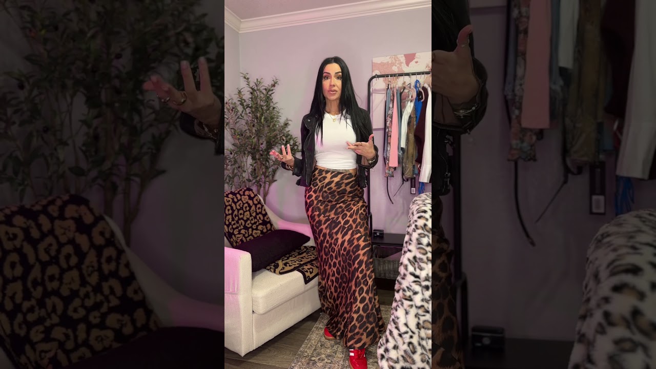 Leopard Maxi Skirt OOTD | Over 40 Fashion #fashionover40 #ootd