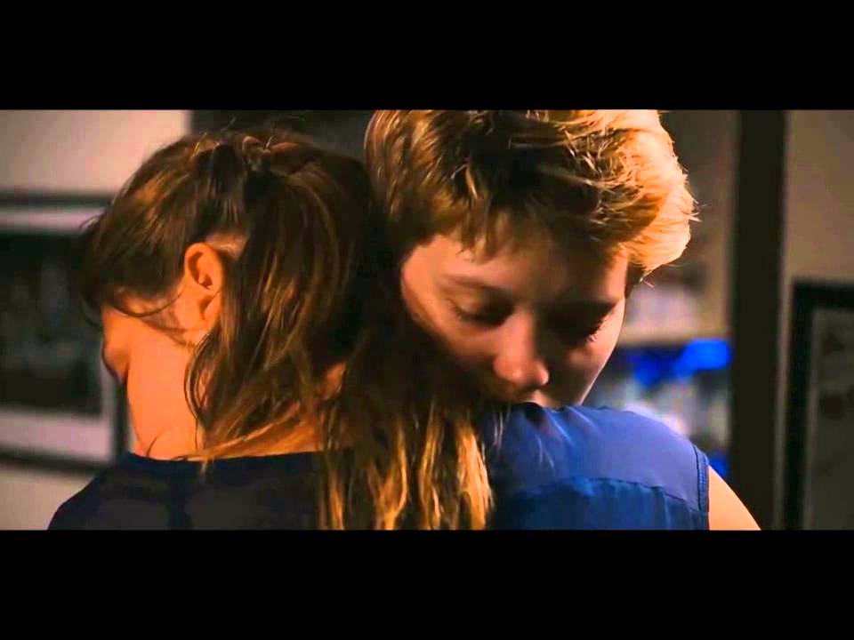 Blue is the warmest color : NEW MV / Love me like you do
