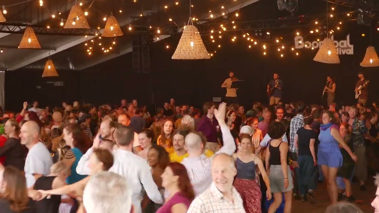 Boombal 2025   3 - VIADEYRA  - Branle de la Montarde -