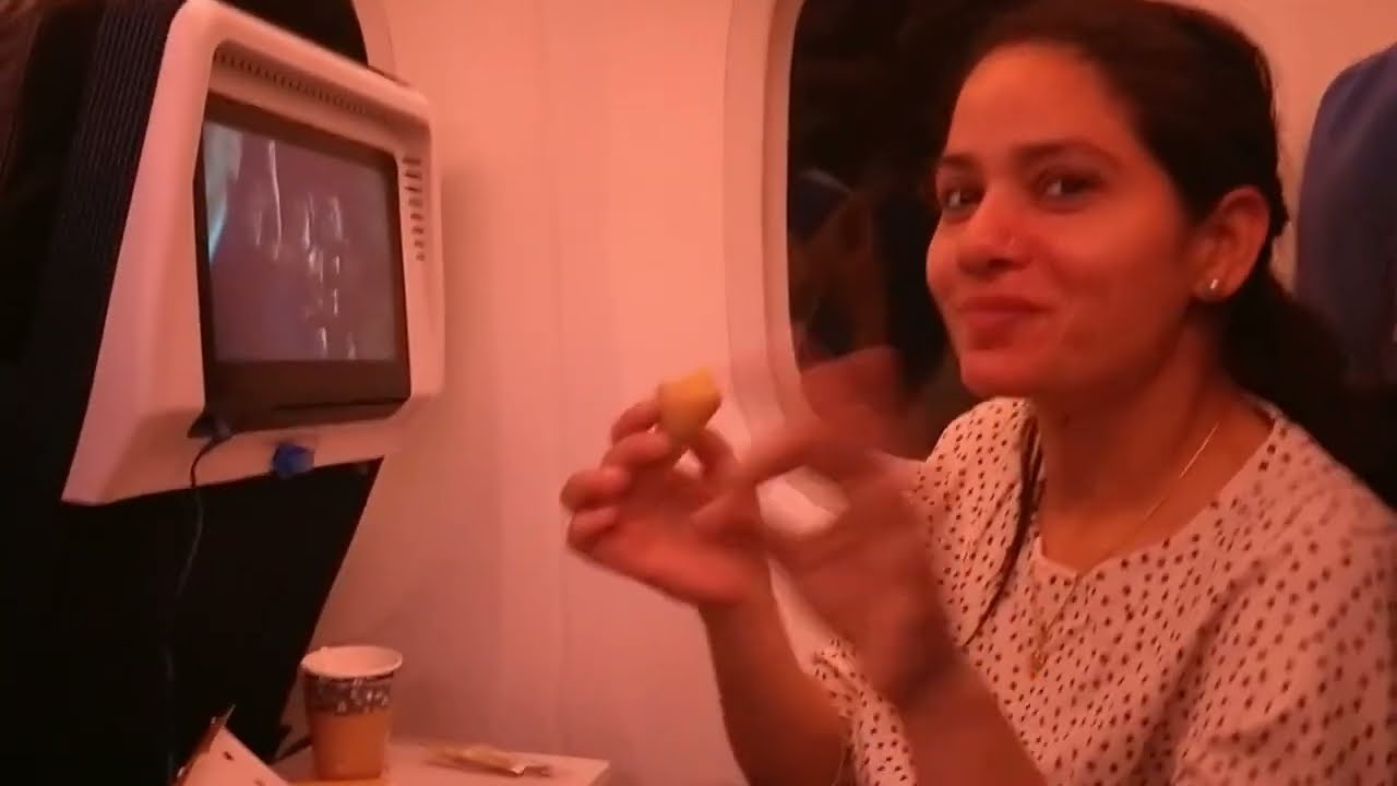 KLM Flight from Amsterdam to New Delhi | Amsterdam Airport Schiphol | Going to India for holidays