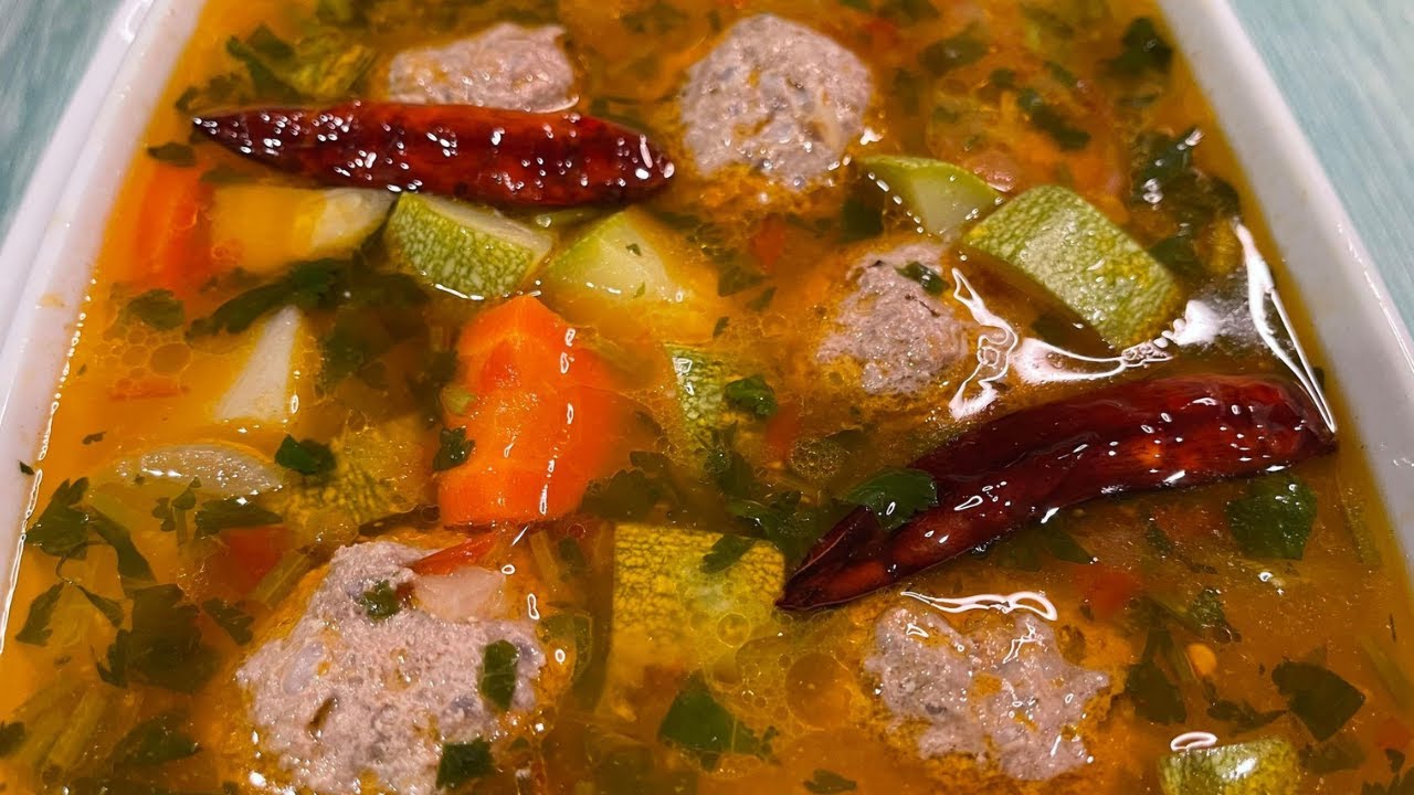 Cómo hacer Caldo De Albóndiga Con Verduras La Cocina de Sol