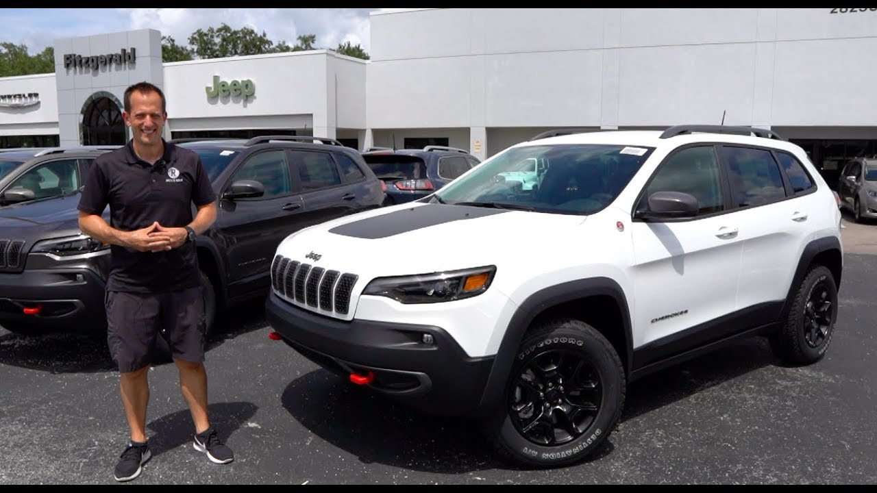 Is the 2019 Jeep Cherokee Trail Hawk the BEST off road CUV value?