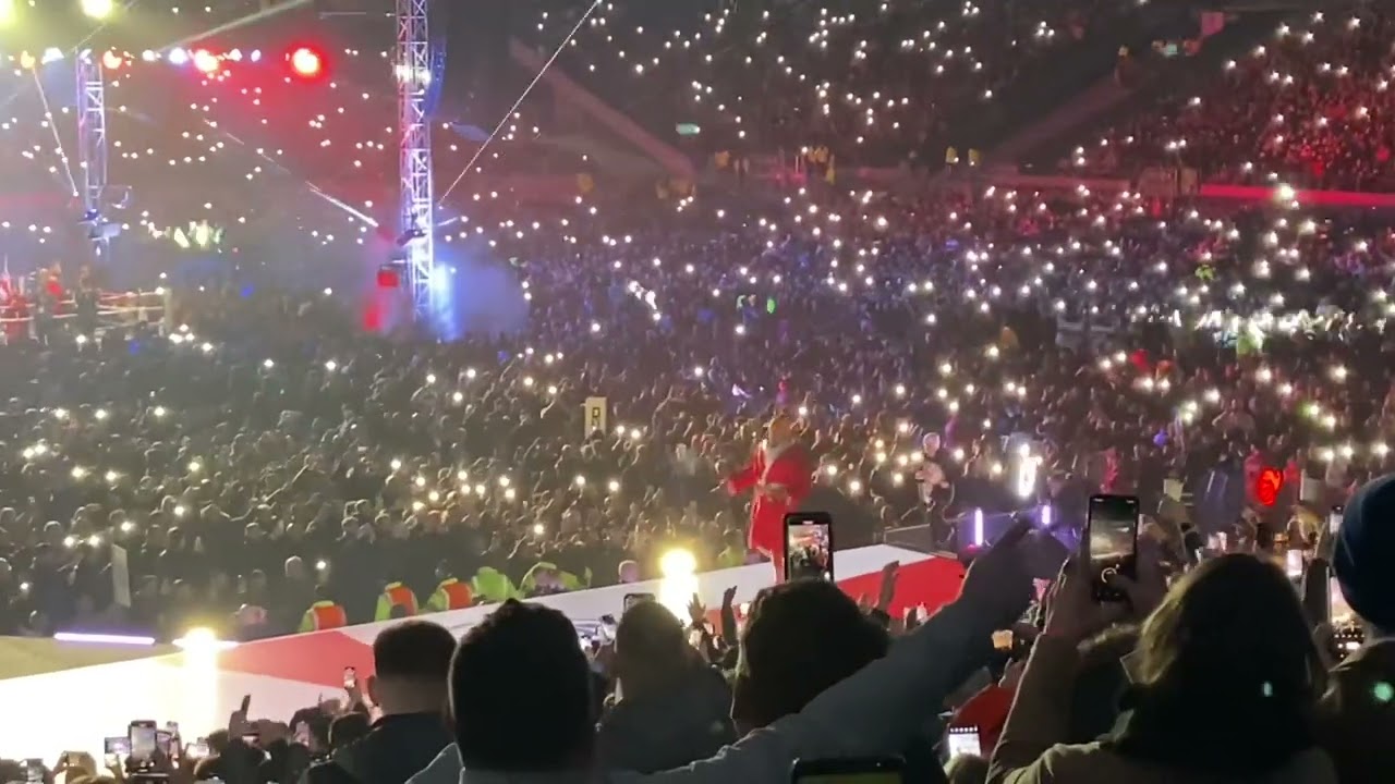 WOW! TYSON FURY WALKS OUT TO ‘FOOTBALL’S COMING HOME’ IN FRONT OF 60,000 FANS AT TOTTENHAM STADIUM