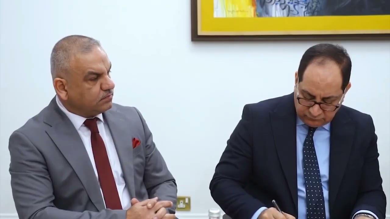 رئيس مجلس الوزراء يترأس اجتماعاً لبحث حلول سريعة وذكية لتوفير الطاقة الكهربائية