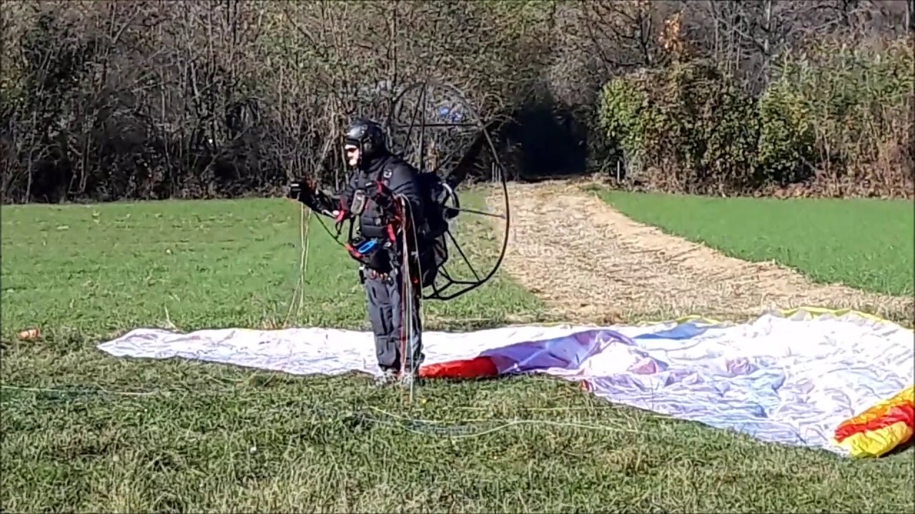 Filmato deltaplano a motore