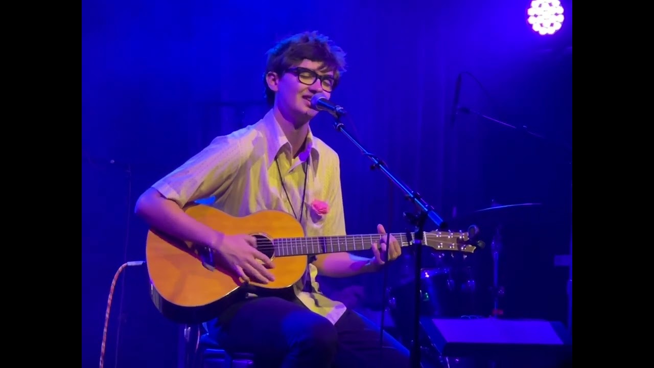Elliott Fullam “Pitseleh” with the Elliott Smith Figure 8 band. August 6 2024 Regent Theater DTLA