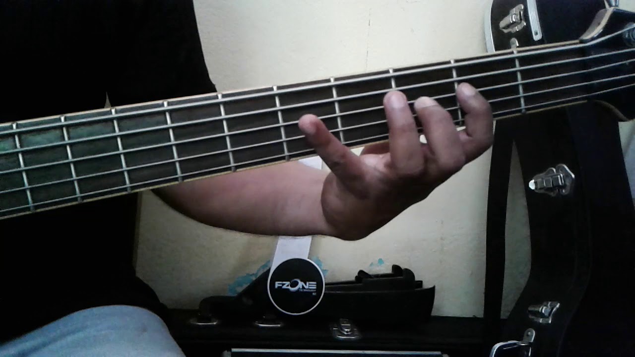 Adorno en el bajo eléctrico 5 cuerdas en tono Sol (G) ranchera 3/4 tutorial clases de bajo