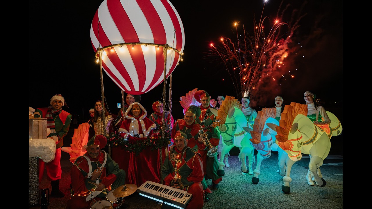 Le Carrousel de Noël -  Noël en parades -  Dixie Cats Band