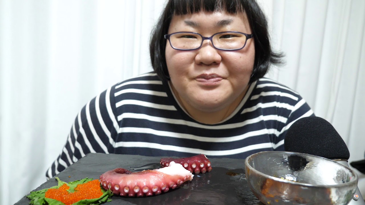 ASMR　タコととびこ