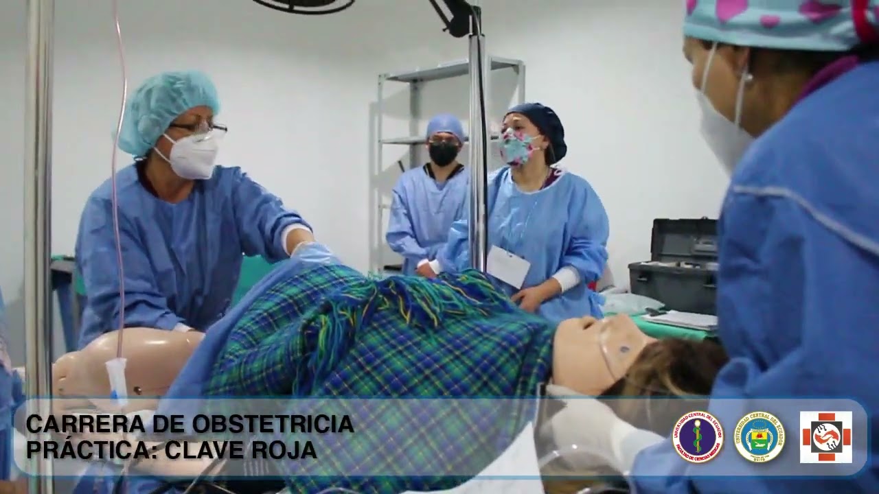Estudiantes realizan práctica: Clave roja en la Clínica de Simulación Médica y Robótica