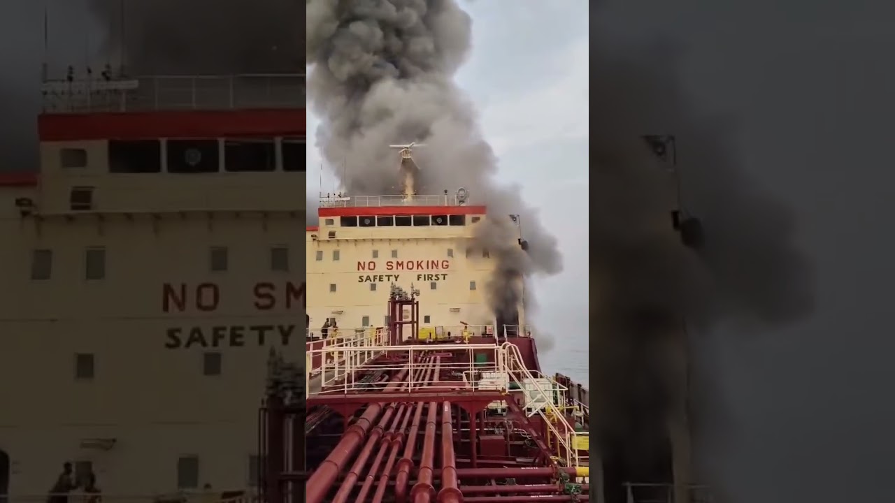 Sea lo Bhayankara Agni Pramadham 😱 MT Sky Light Ship Fire Incident
