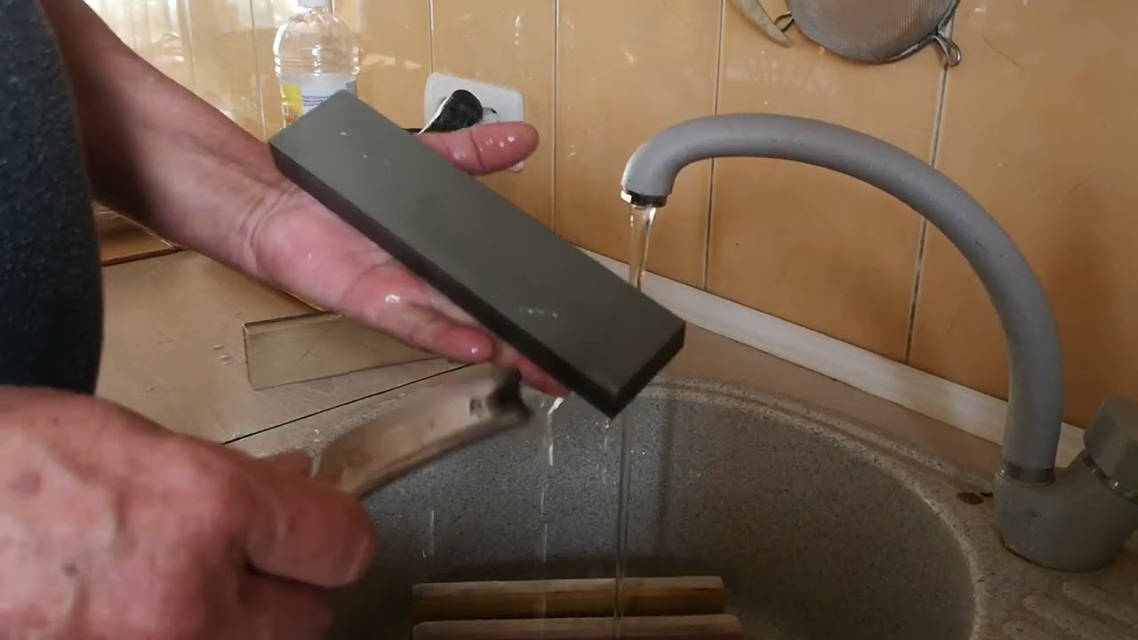 Заточка опасной бритвы. +7-918-468-75-92.