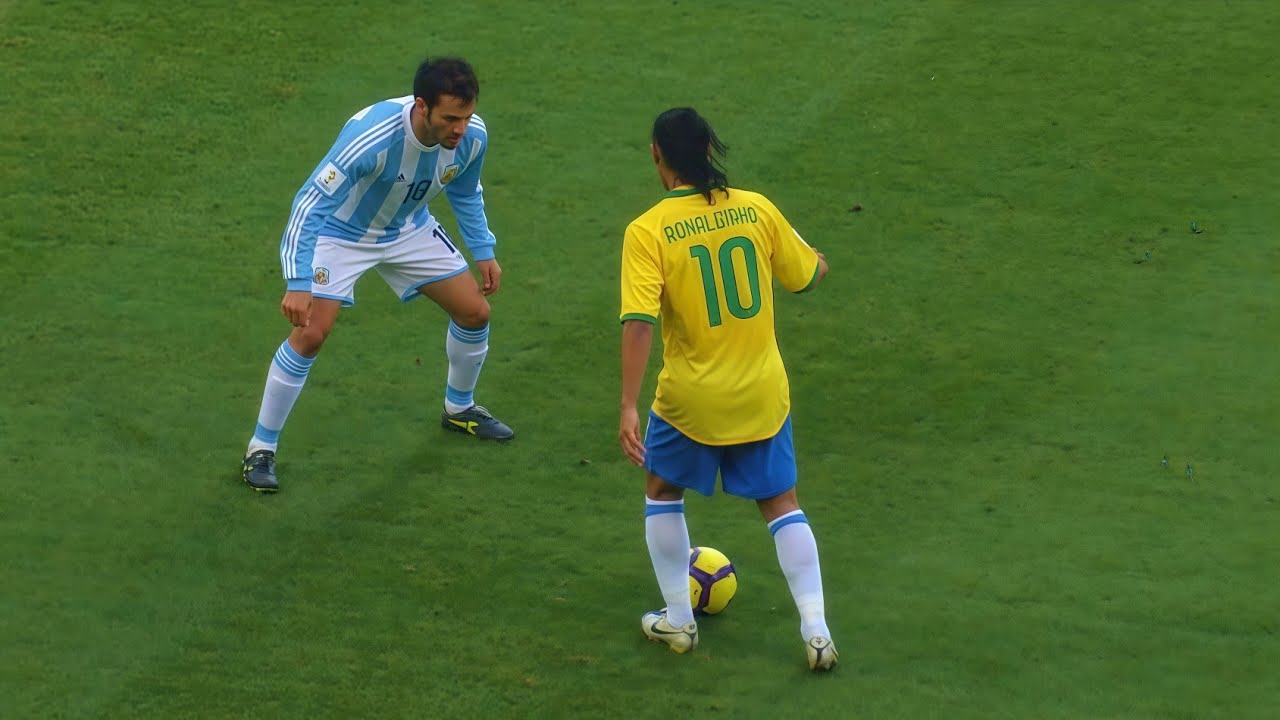 RONALDINHO RETORNA A SELEÇÃO BRASILEIRA E FAZ ALGO INACREDITÁVEL!