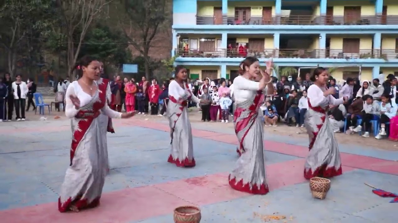 आखैमा राख्छु मेरो देश एकता आवासीय माबिका शिक्षिकाहरुको बबाल नाच
