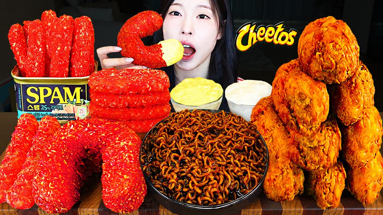 ASMR MUKBANG|Cheetos-вечеринка! Колбаса Килбаса лапша с чёрной фасолью жареная курица сырная палочка
