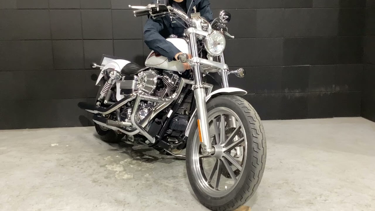 FXDL1580　初めてのハーレーにもピッタリなアメリカンらしいスタイルと扱いやすさが人気のローライダー！【エンジン始動動画】