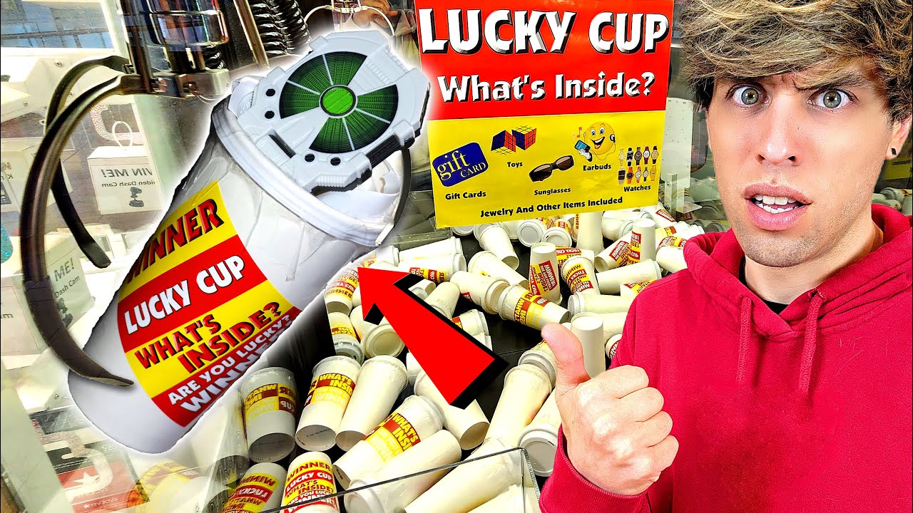 WEIRDEST Prize Ever Won in Mystery Cup Claw Machine!