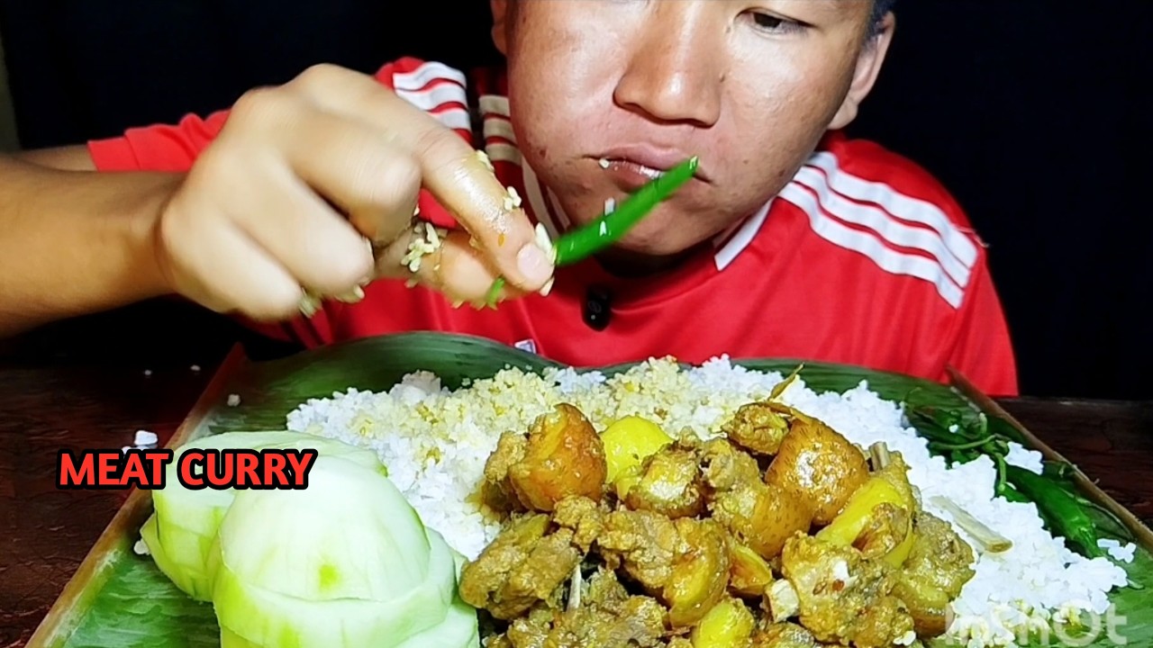 SPICY MEET CURRY. FISH CURRY. VEGETABLE || Hungry Sumire ||