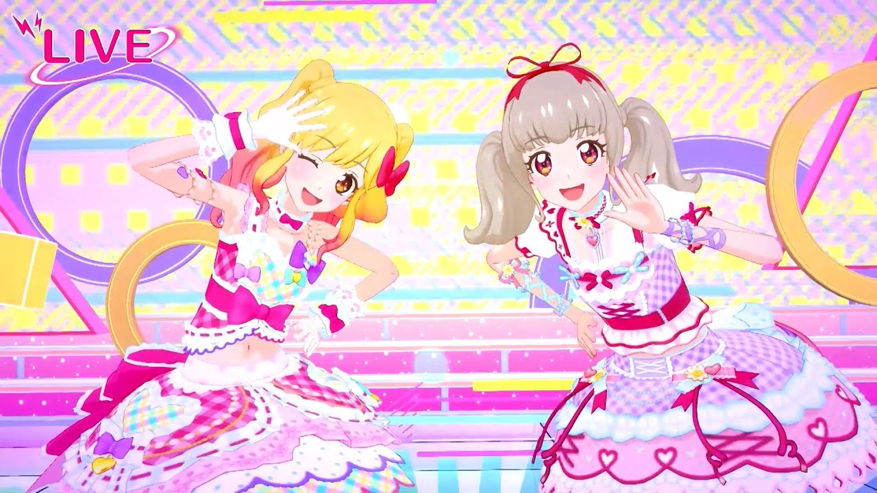 【アイカツプラネット！】虹野ゆめ＆姫石らき 歴代の主人公ドレス（上画面）【DCDアイカツ】