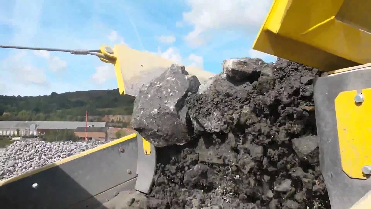 Screen - Keestrack Frontier HP (K7) Scalping Screen Working In Limestone