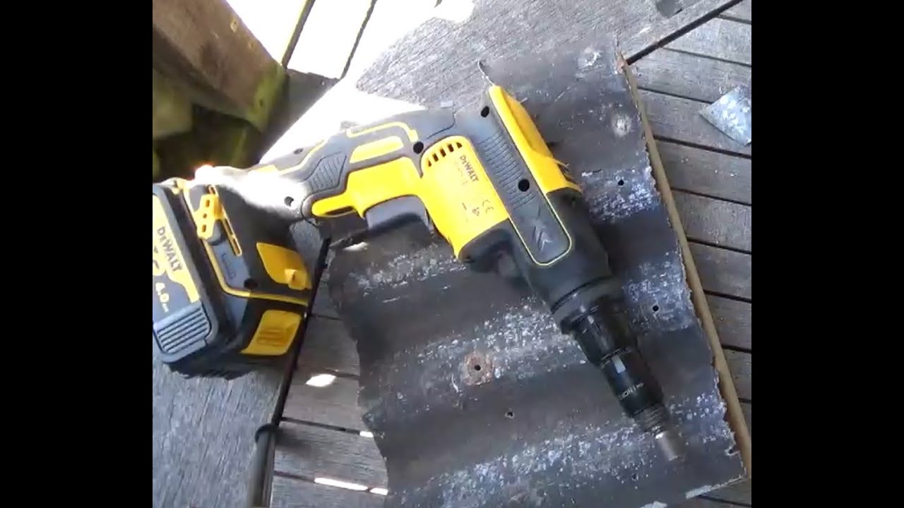 De Walt Screw Gun with Versa Clutch