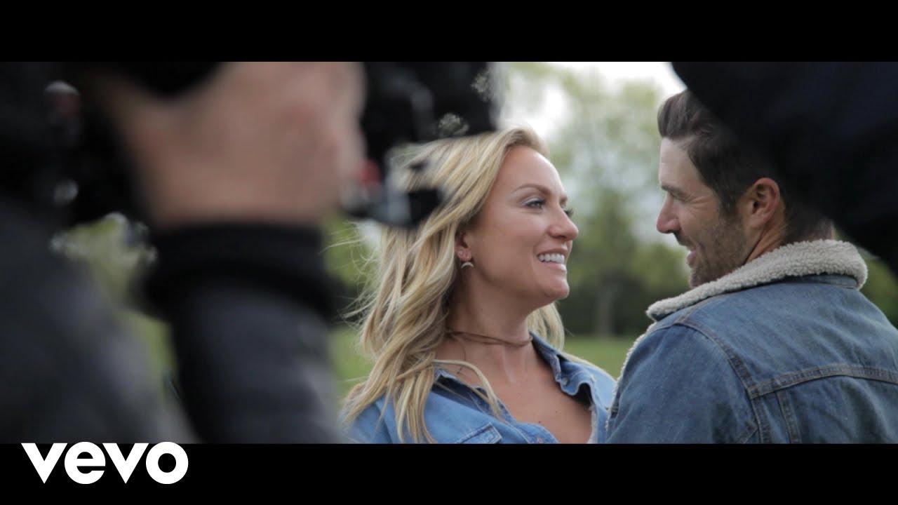 Clare Dunn - Tuxedo (Behind The Scenes)