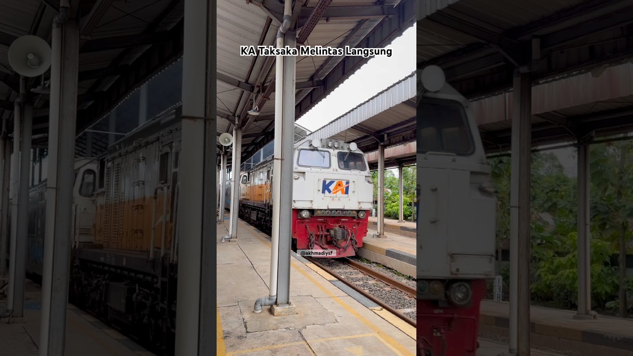 KA Taksaka melintas langsung di Stasiun Jatibarang