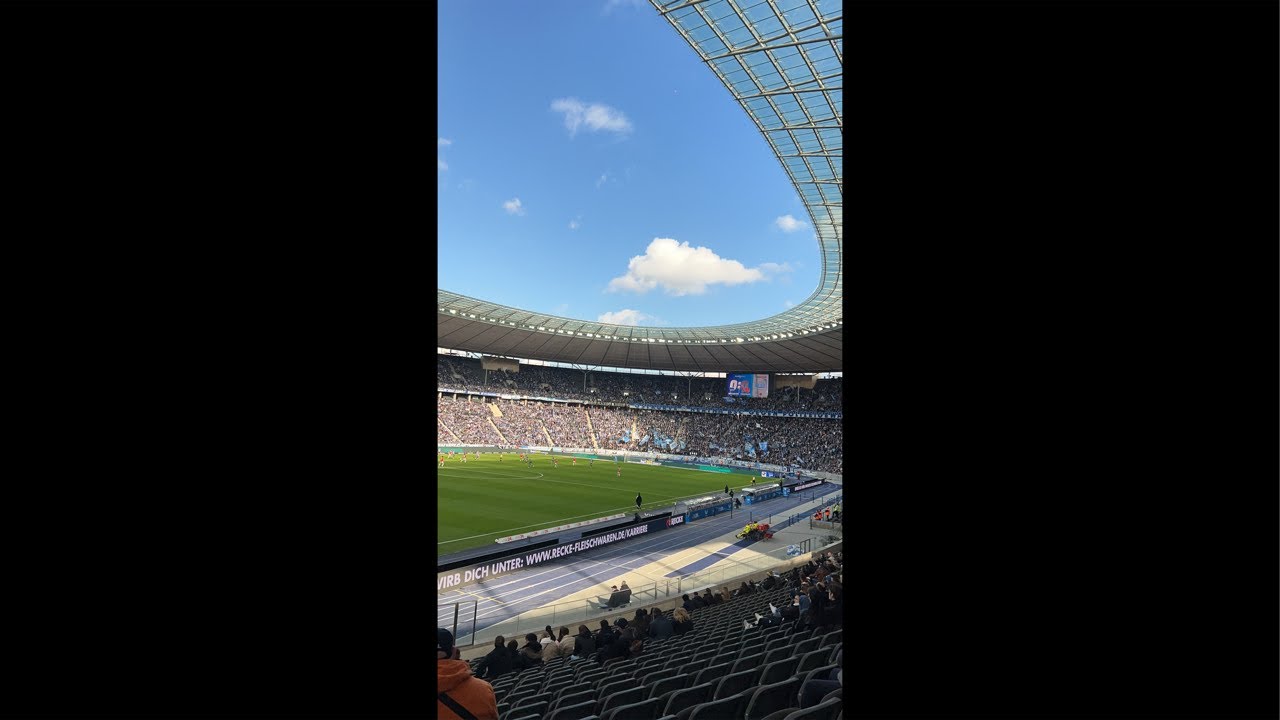JohnnyGamerLive überträgt einen Livestream.