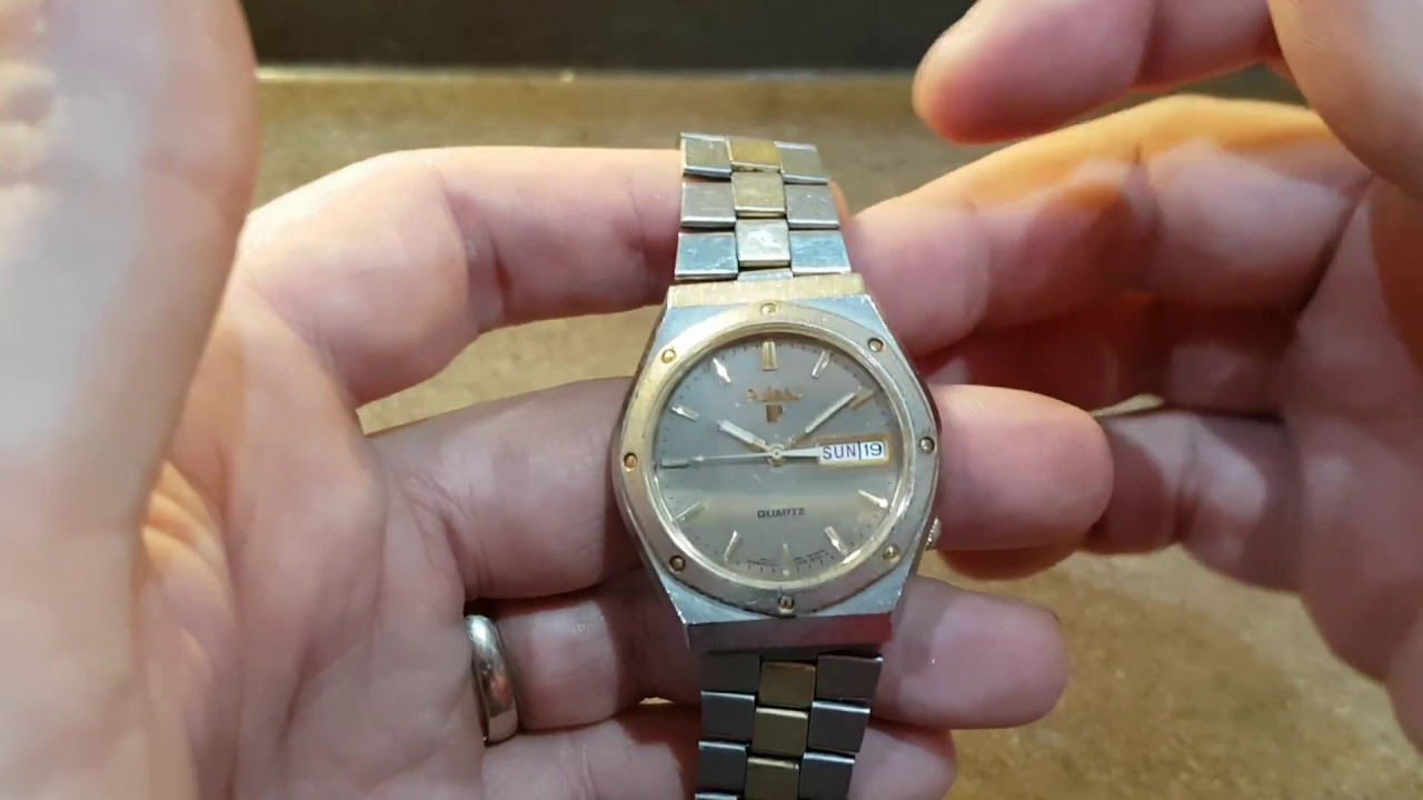 1980 Pulsar Y513-6079 quartz day date vintage watch