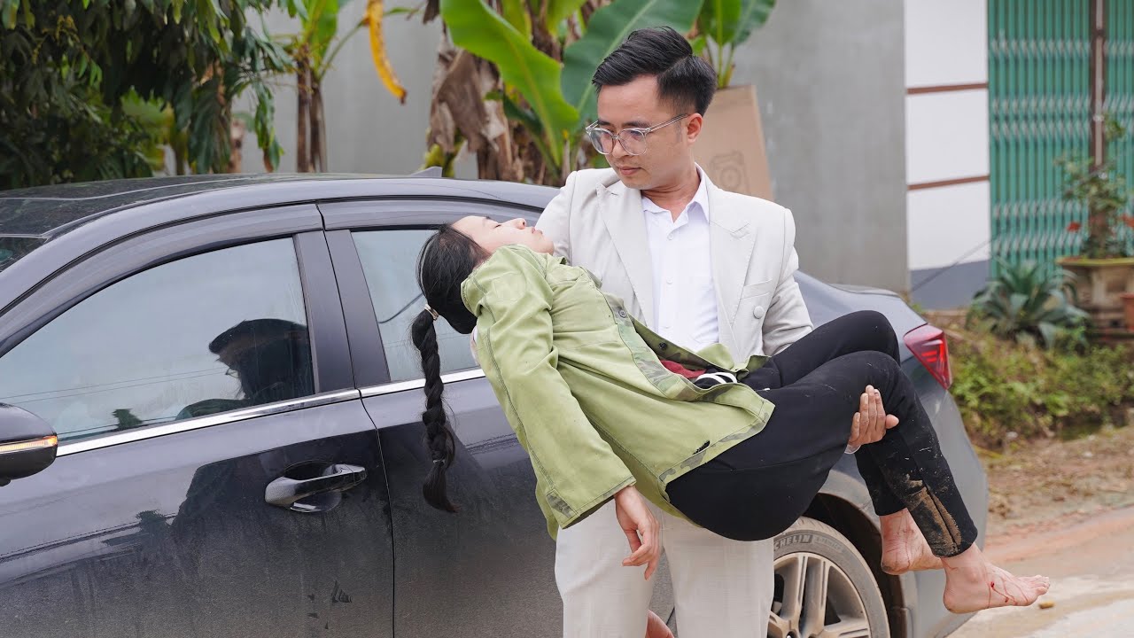 15 days - LOVE MEMORIES. Kind CEO returns after many years. Accidentally saves a girl in an accident