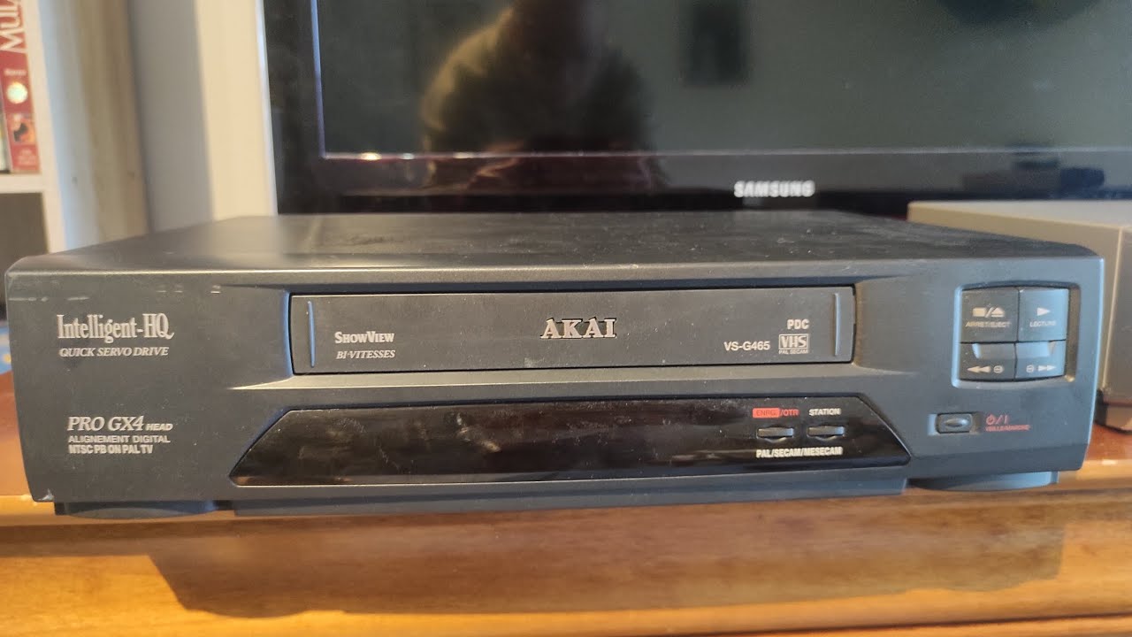 Présentation de mon magnetoscope : AKAI VS - G465 de 1991 4/4 
