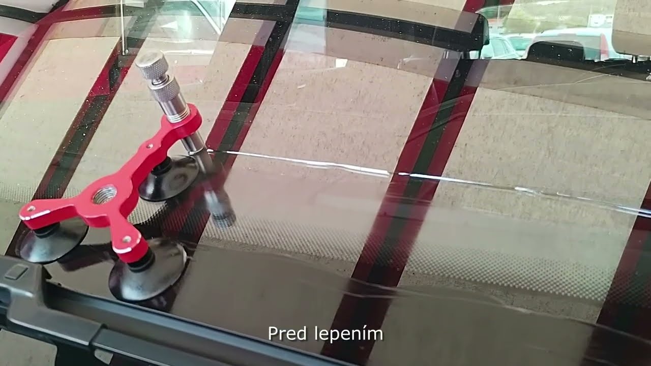 Oprava praskliny na čelnom skle znečistená prasklina.