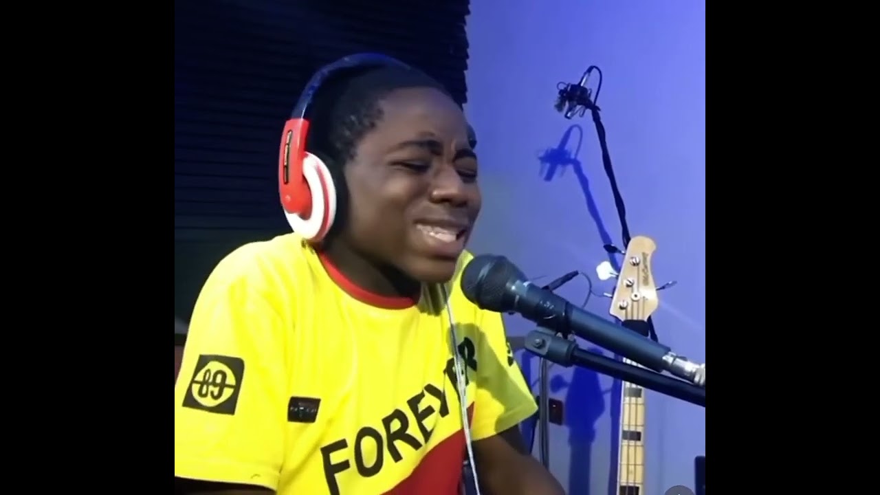 Africa Talented Gospel Star #MosesOnoja #music #gospel #love #prank #worship #nft #2022 #christian