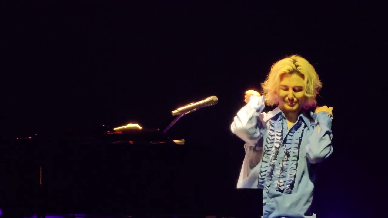 Fujii Kaze - "Workin' Hard" @ United Theater on Broadway - Los Angeles 5/30/2024