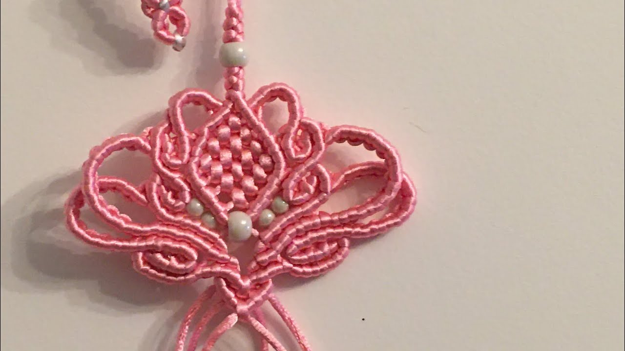 Macrame pink lotus bookmark is hanged adorn. 粉莲花 书签 挂饰