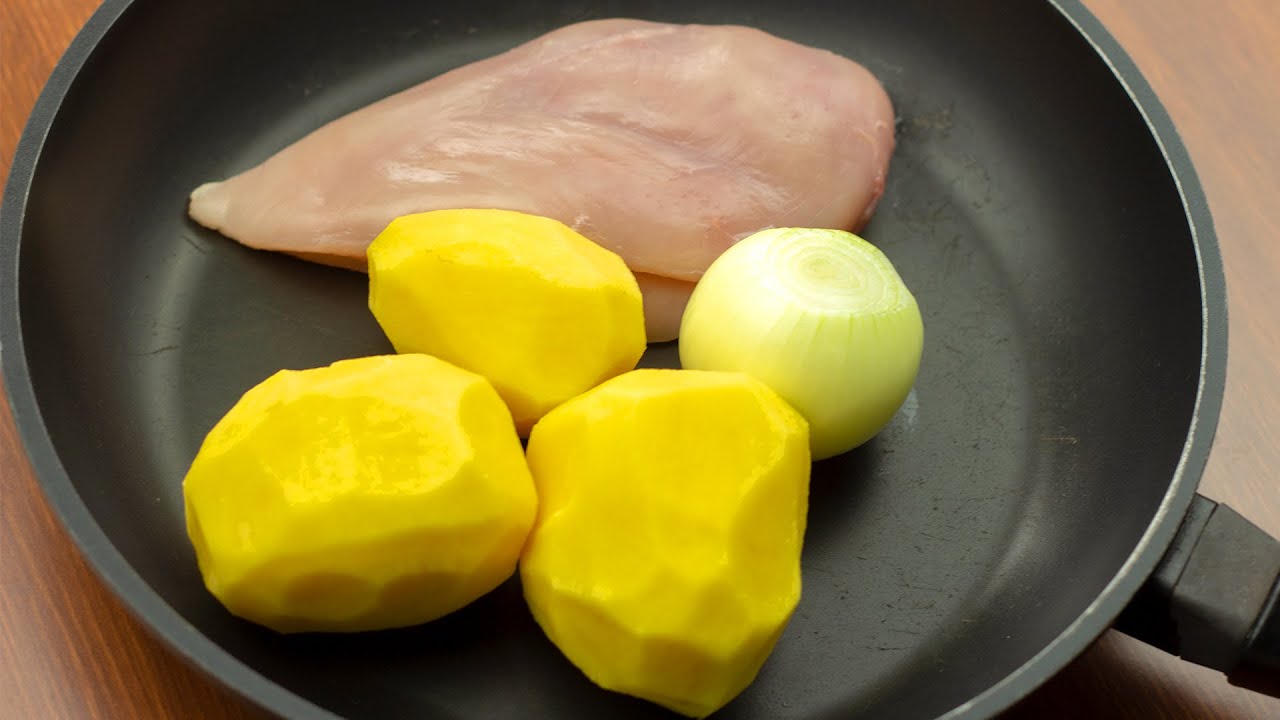 Куриная грудка, картофель, лук и вкусный ужин на одной сковороде для всей семьи