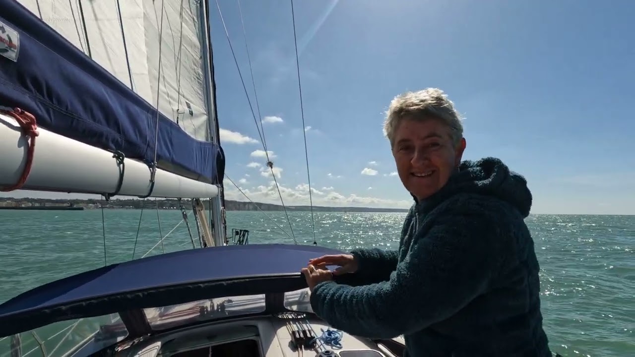 Océanis 343 Clipper Soulmate - Nieuwpoort Cherbourg juin 2024