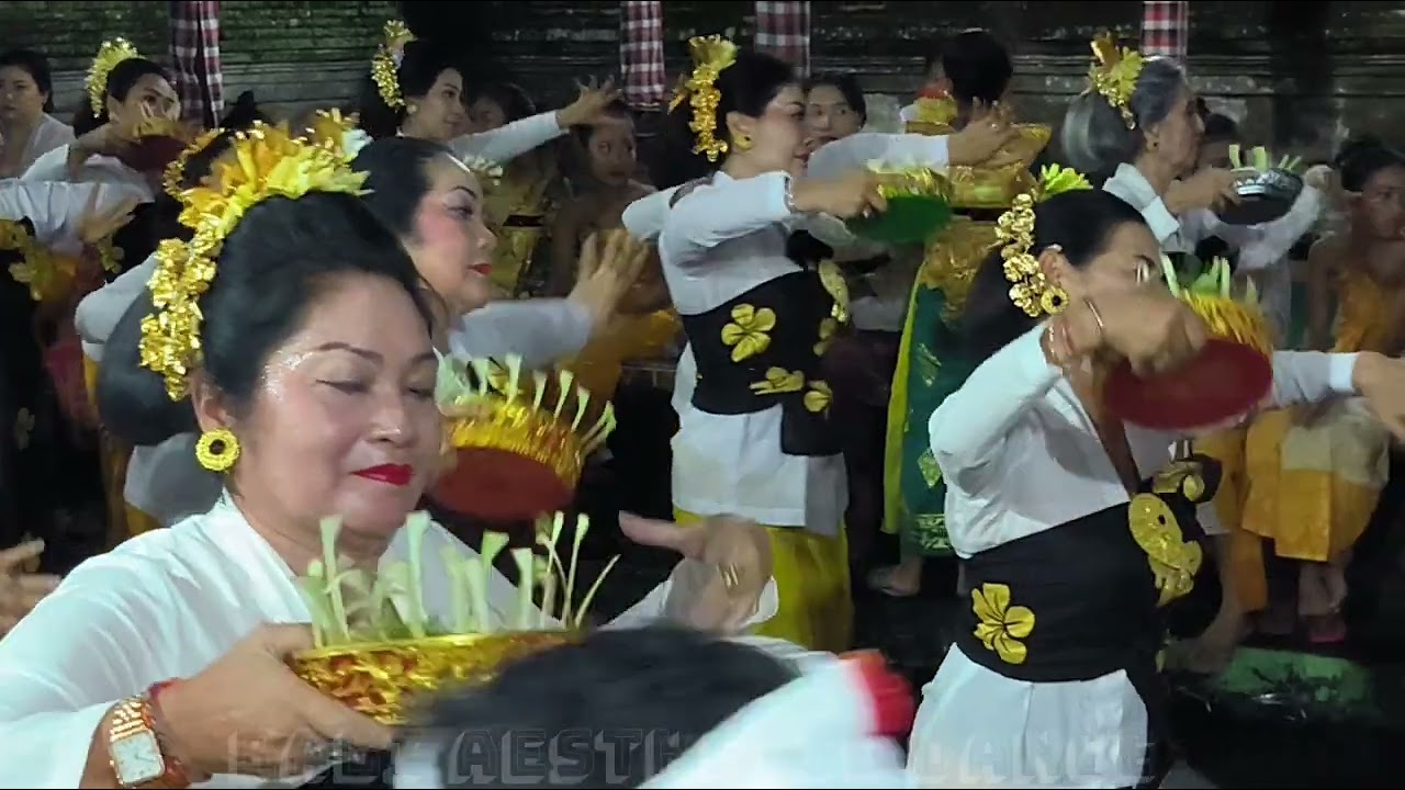 TARI PEPENDETAN PELIATAN.. Estetika Bali