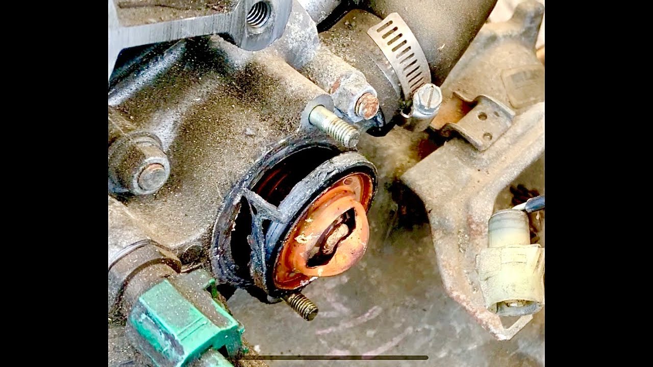 Como reemplazar un termostato en un Toyota Tercel/Paseo 1.5L @El Chano Jose