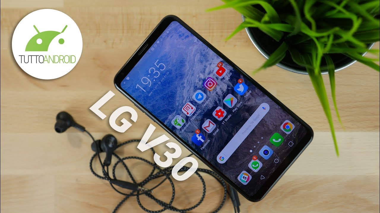 LG V30 recensione: un CAPOLAVORO MANCATO | ITA | TuttoAndroid