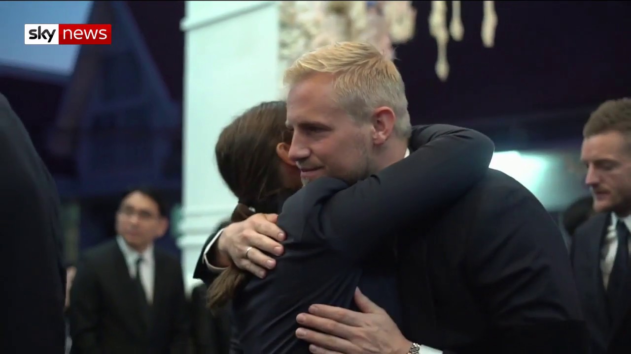 Leicester City squad attends funeral of former owner