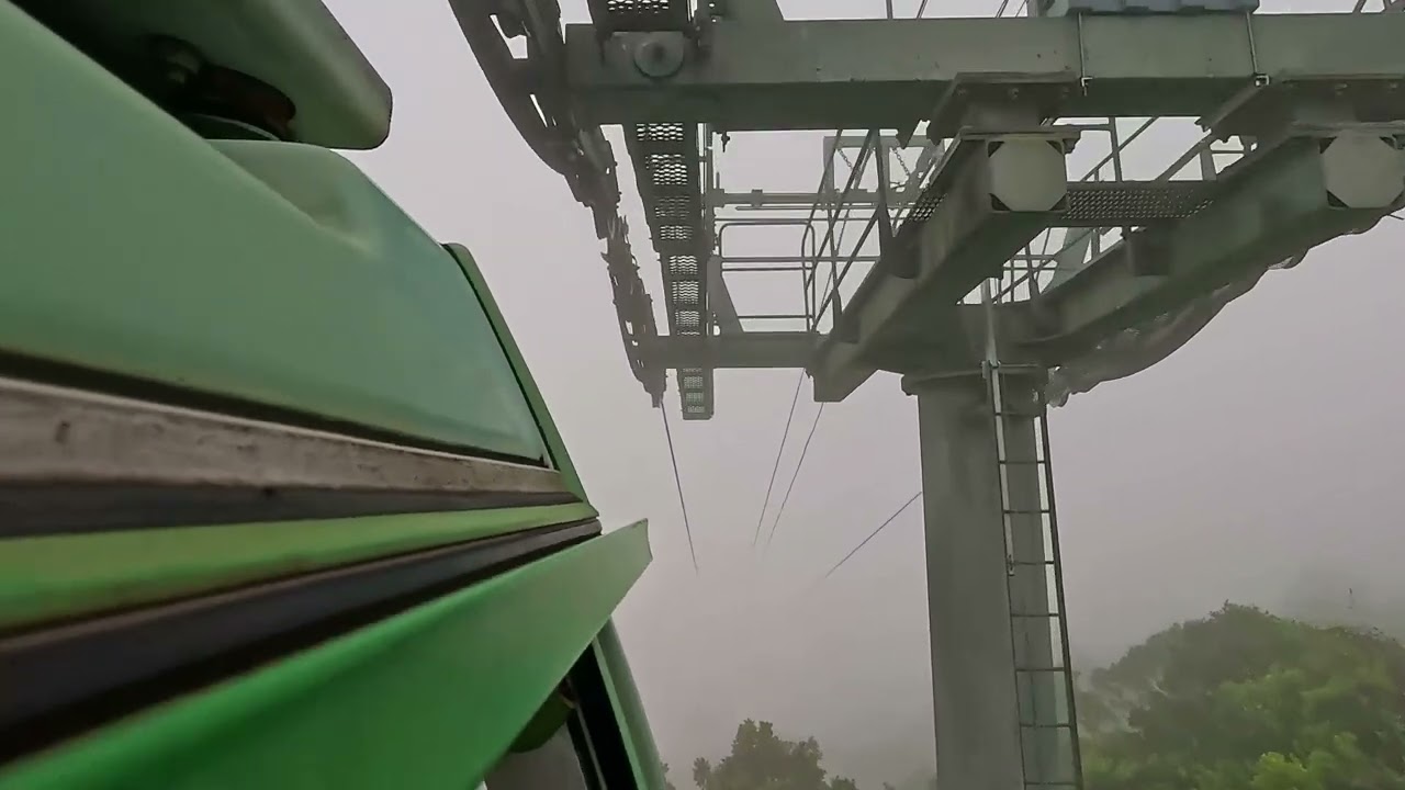 Skyrail Rainforest Cableway: Kuranda to Cairns