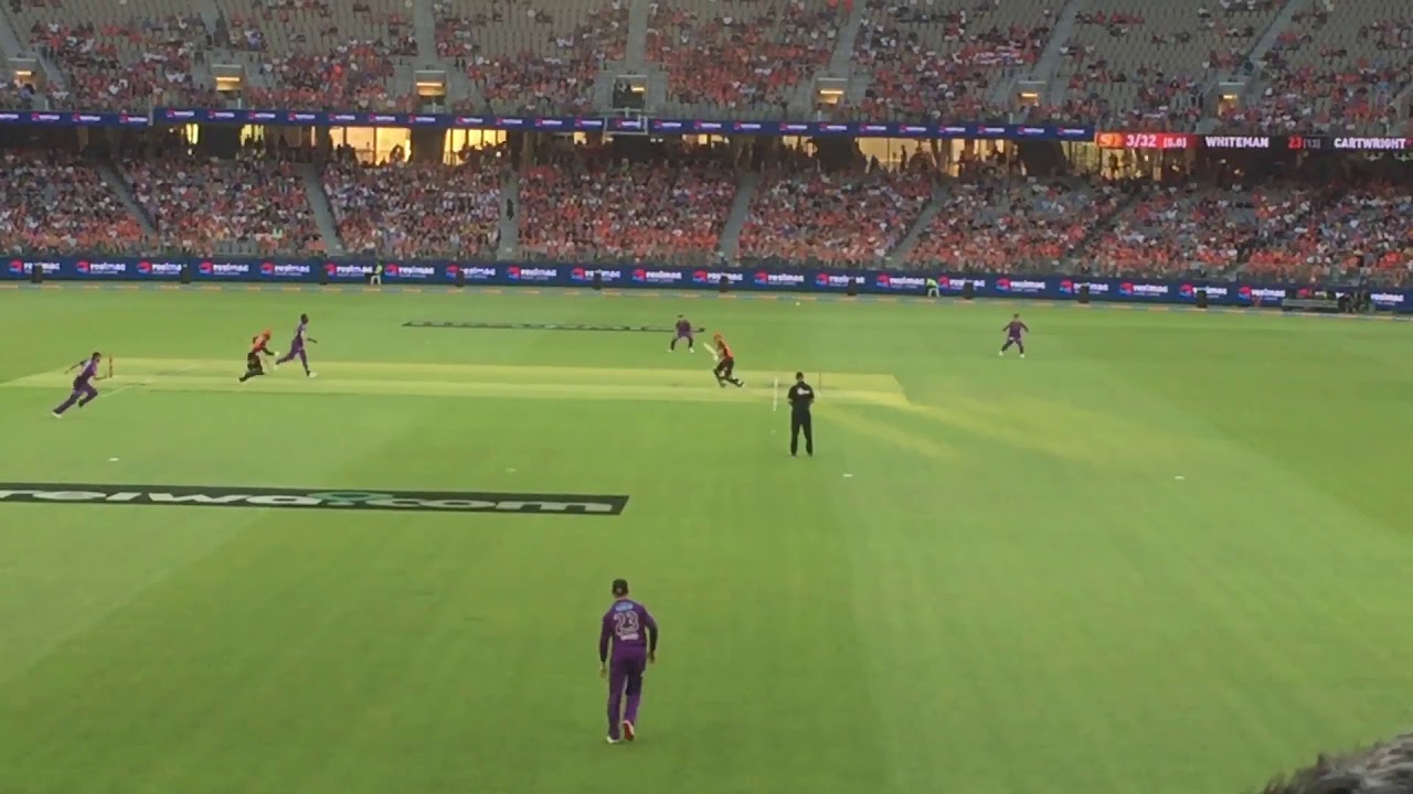 Jofra Archer bowling 2