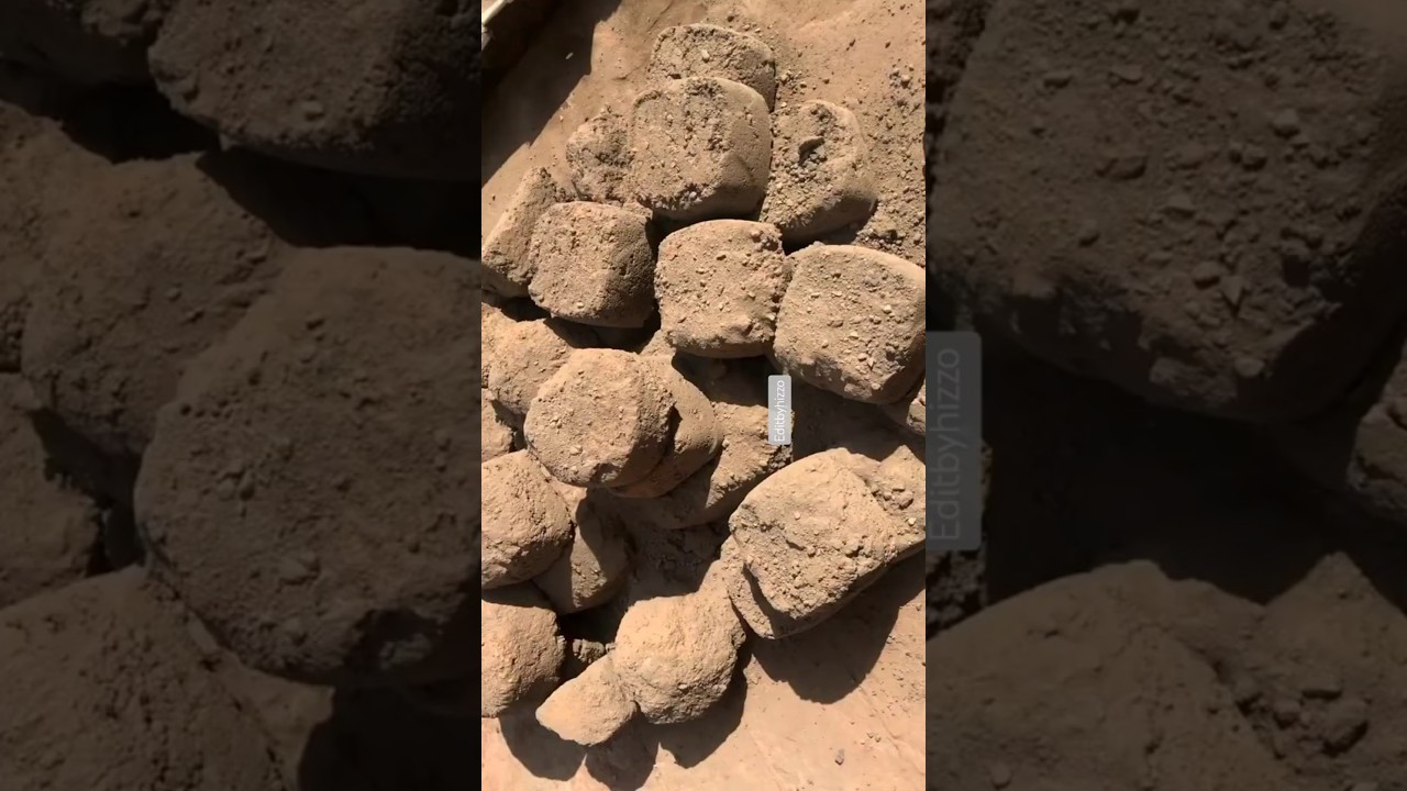 cr,arasmr gritty sand cement asmr crumbling water crumbling asmr satisfying #crunchycrumbles