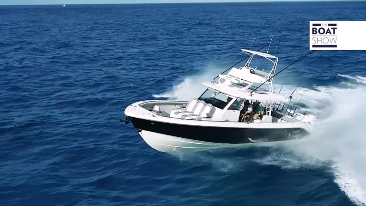 EVERGLADES 455 CC - FLIBS 2021 - The Boat Show