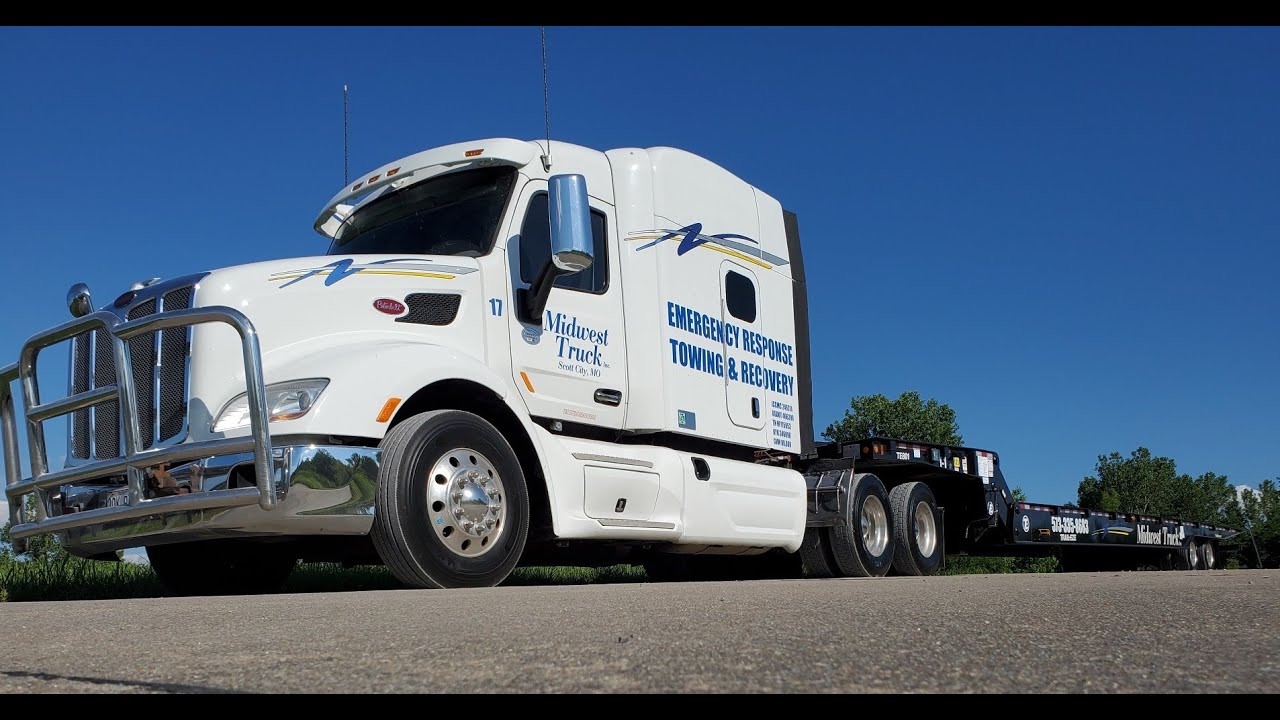 Walk Around of Truck 17 and our new Trail-Eze TE801 trailer #T-1!!!