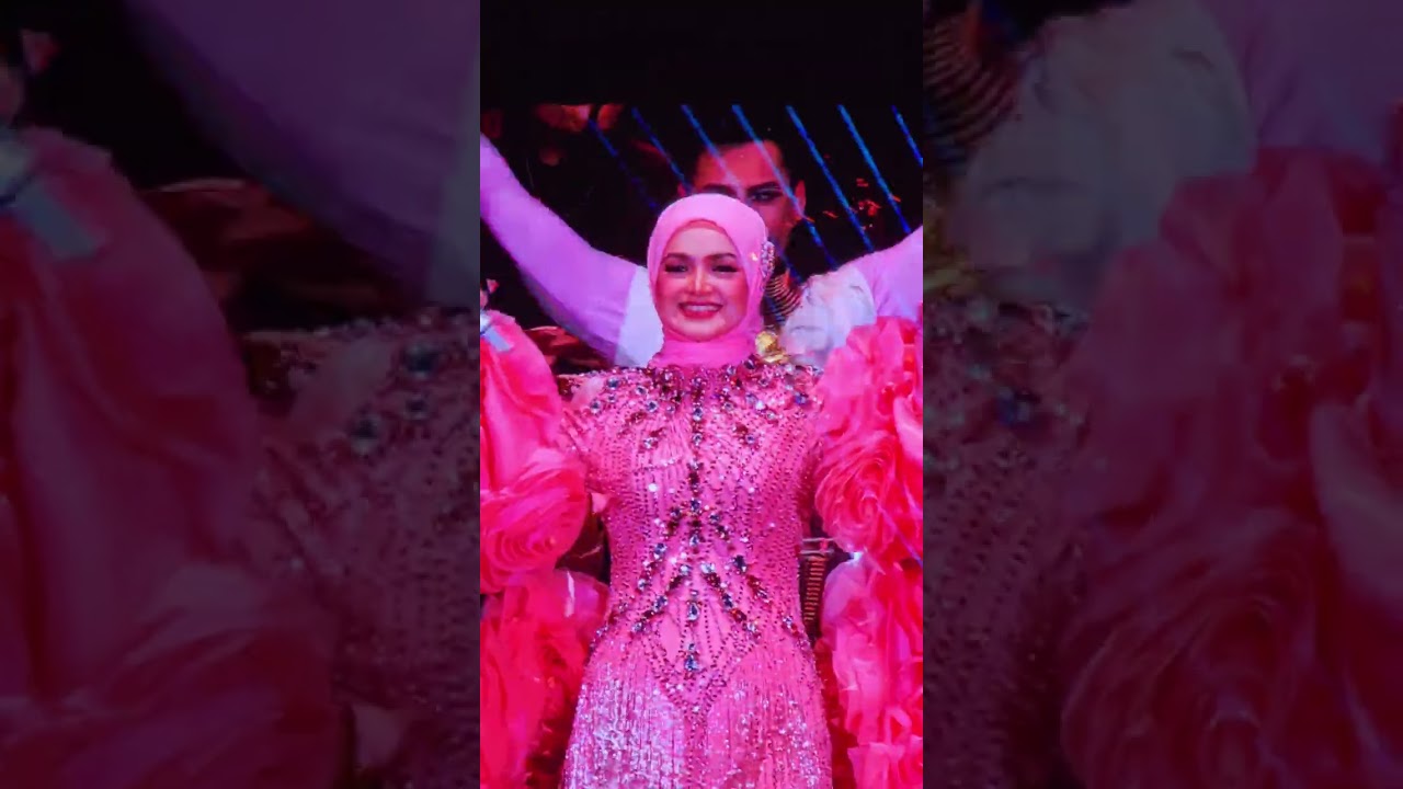 100126 Legacy 30 Siti Nurhaliza (Restricted view) - P9 (FT Umairah + Hafiz)
