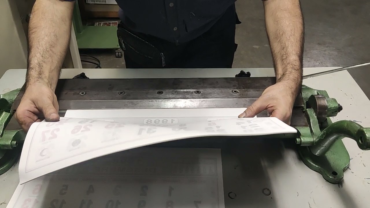 Envarilladora manual