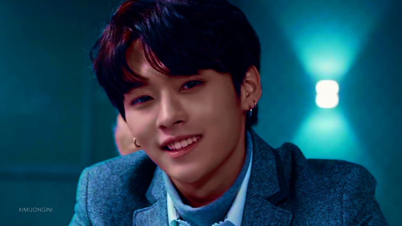 Stray Kids (스트레이 키즈) 