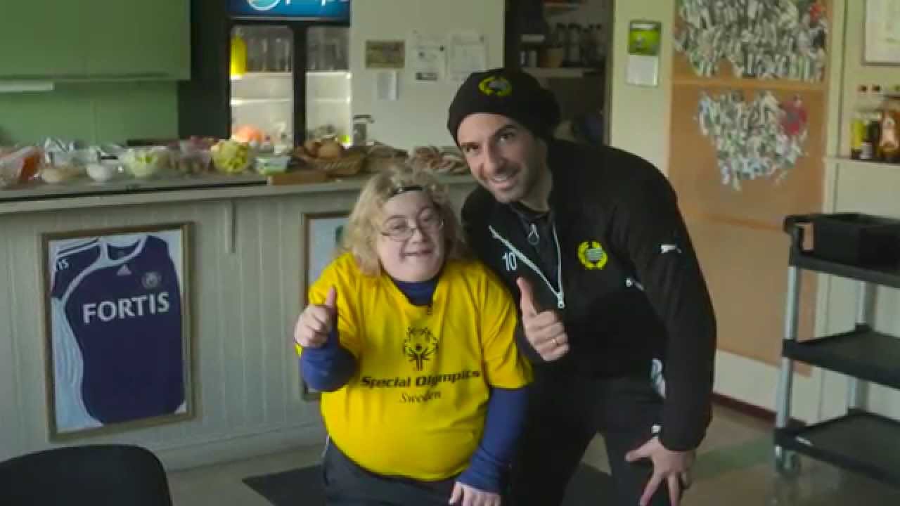 Fotbollsdrömmar - Karin tränar med Hammarby